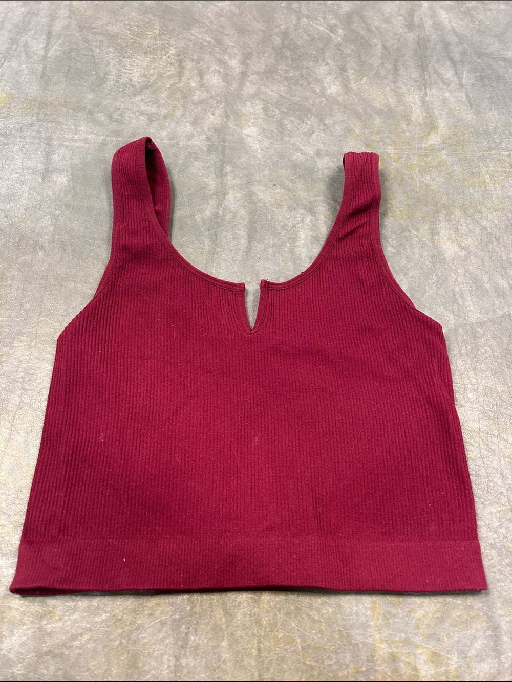 SUZETTE COLLECTION Rib V Neck Seamless tank - Raspberry